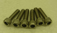 BOLT 8-32 x 5/8 
